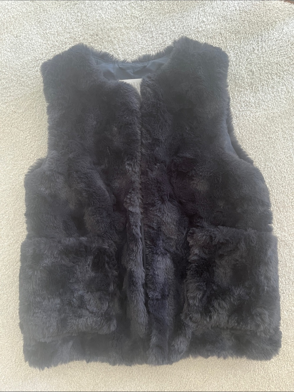 Girls Zara dark navy Faux Fur Vest - Plush Sleeveless Layer